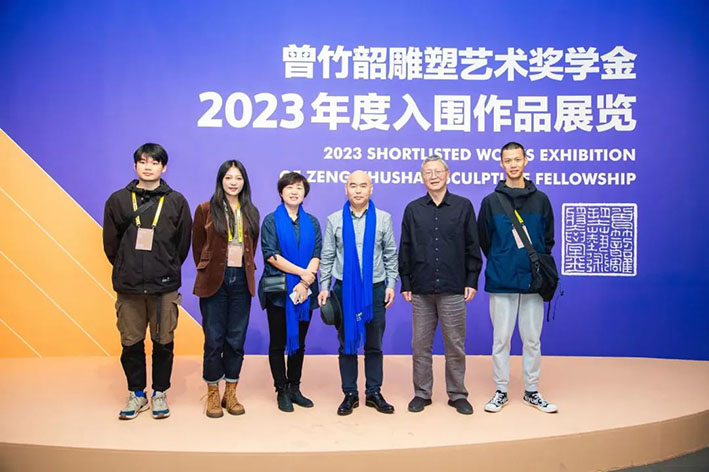 1697609429249077383.jpg 318.jpg