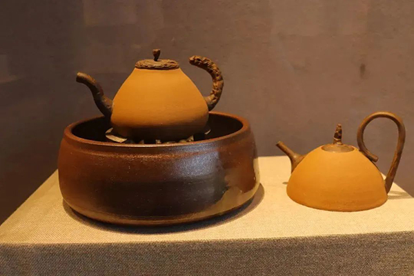 1668952129299041350.jpg 031.jpg